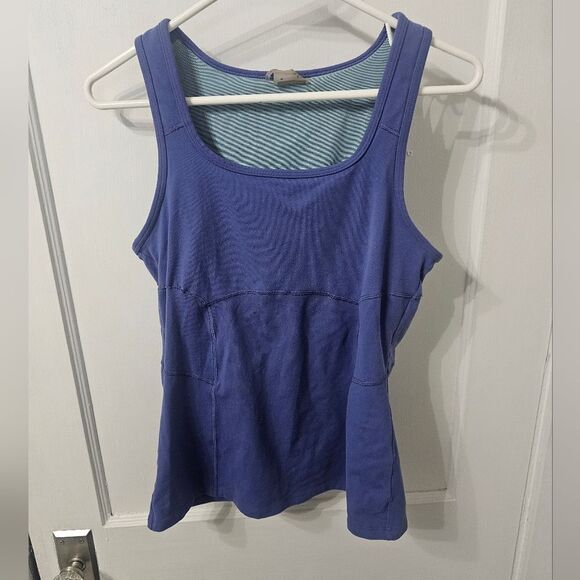 Athleta Blue Sports Tank With Built-in Bra Size Medium - Picture 1 of 3